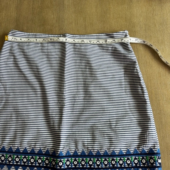 Vineyard Vines Navy and White Striped Mini Skirt - Picture 6 of 7